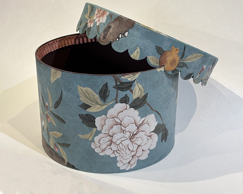 Hat box - wallpaper - chinoiserie medium size